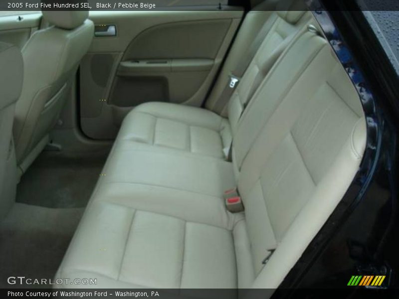 Black / Pebble Beige 2005 Ford Five Hundred SEL
