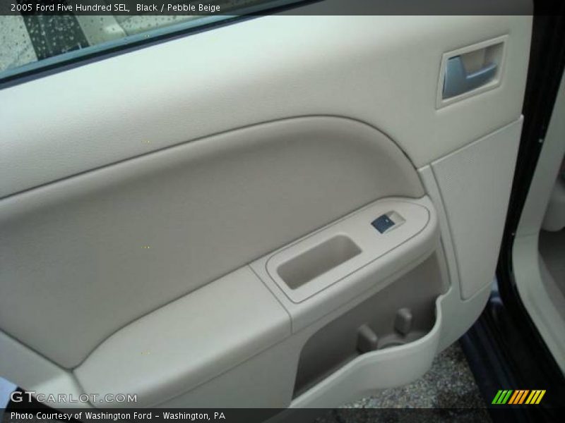 Black / Pebble Beige 2005 Ford Five Hundred SEL