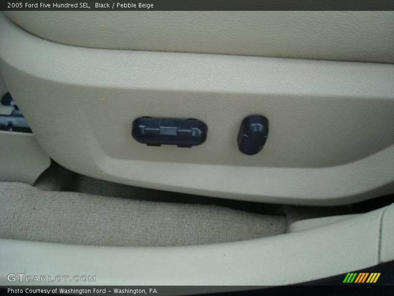 Black / Pebble Beige 2005 Ford Five Hundred SEL