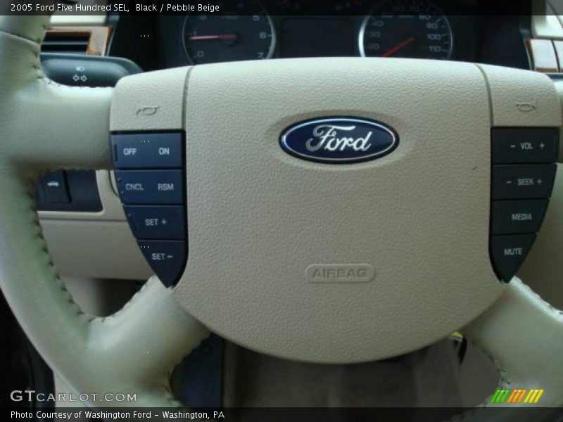 Black / Pebble Beige 2005 Ford Five Hundred SEL