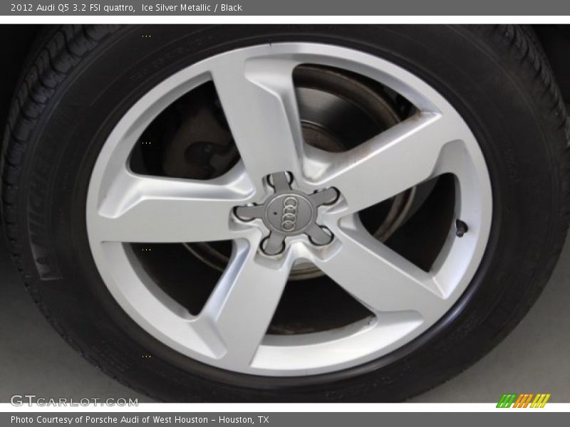 Ice Silver Metallic / Black 2012 Audi Q5 3.2 FSI quattro