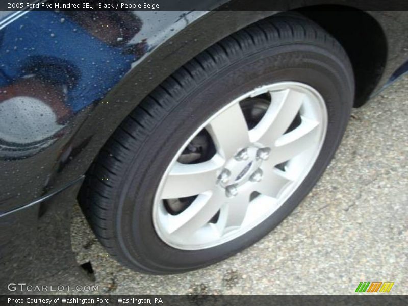 Black / Pebble Beige 2005 Ford Five Hundred SEL