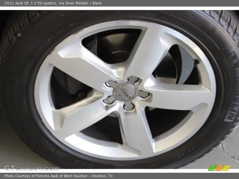 Ice Silver Metallic / Black 2012 Audi Q5 3.2 FSI quattro