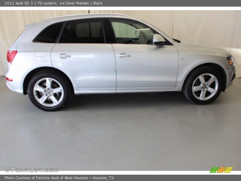 Ice Silver Metallic / Black 2012 Audi Q5 3.2 FSI quattro