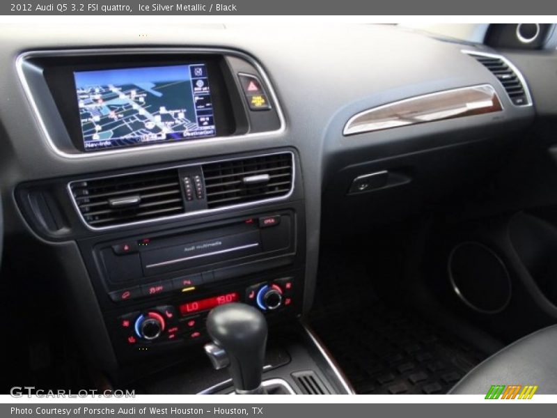 Ice Silver Metallic / Black 2012 Audi Q5 3.2 FSI quattro