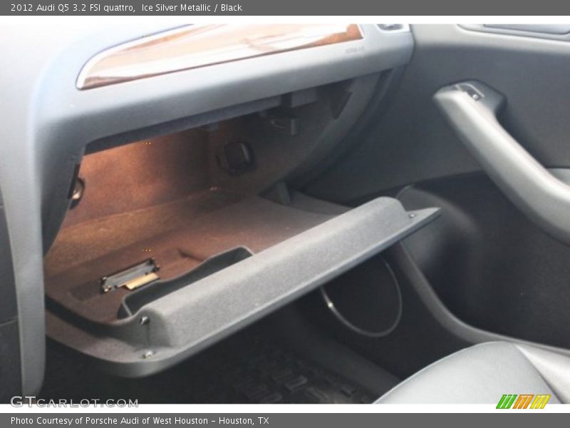 Ice Silver Metallic / Black 2012 Audi Q5 3.2 FSI quattro