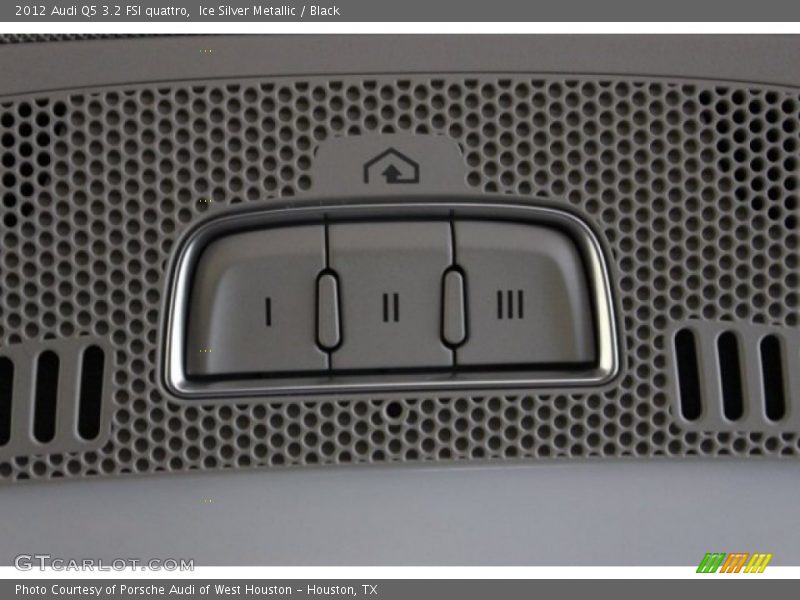 Ice Silver Metallic / Black 2012 Audi Q5 3.2 FSI quattro