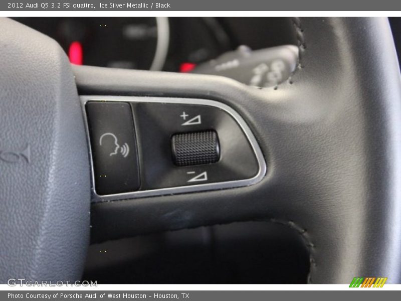 Ice Silver Metallic / Black 2012 Audi Q5 3.2 FSI quattro