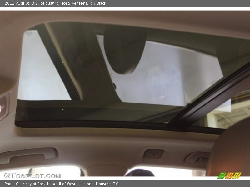 Ice Silver Metallic / Black 2012 Audi Q5 3.2 FSI quattro