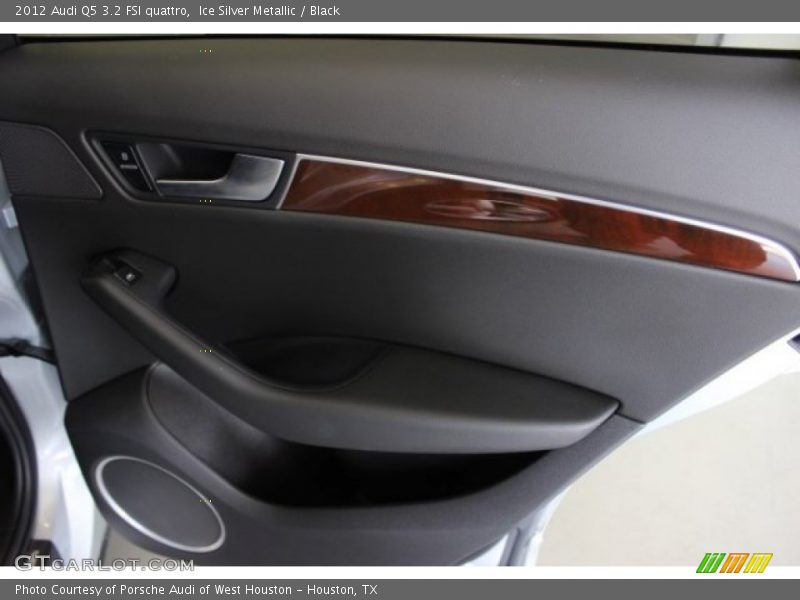 Ice Silver Metallic / Black 2012 Audi Q5 3.2 FSI quattro
