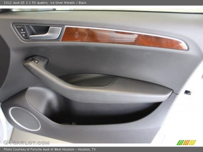 Ice Silver Metallic / Black 2012 Audi Q5 3.2 FSI quattro