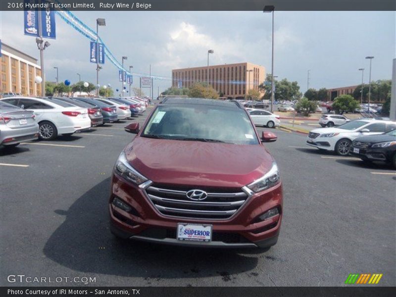 Ruby Wine / Beige 2016 Hyundai Tucson Limited