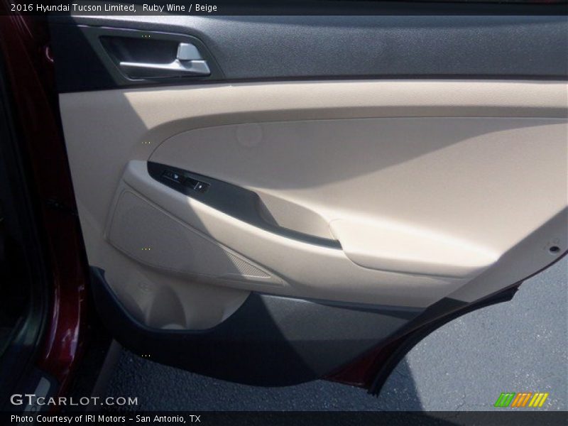 Ruby Wine / Beige 2016 Hyundai Tucson Limited