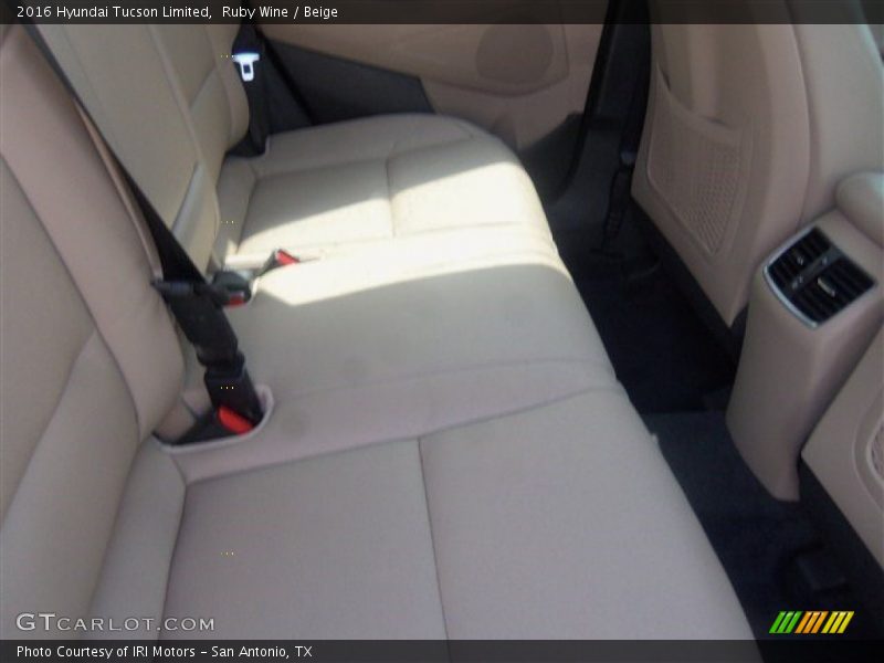 Ruby Wine / Beige 2016 Hyundai Tucson Limited