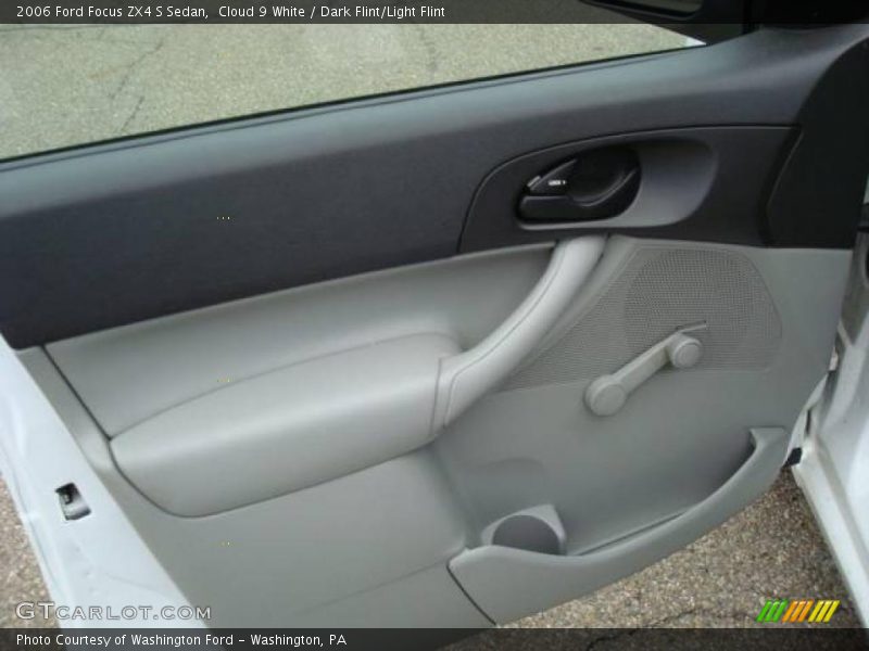 Cloud 9 White / Dark Flint/Light Flint 2006 Ford Focus ZX4 S Sedan