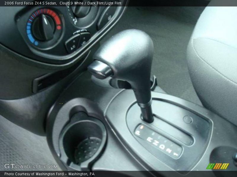 Cloud 9 White / Dark Flint/Light Flint 2006 Ford Focus ZX4 S Sedan