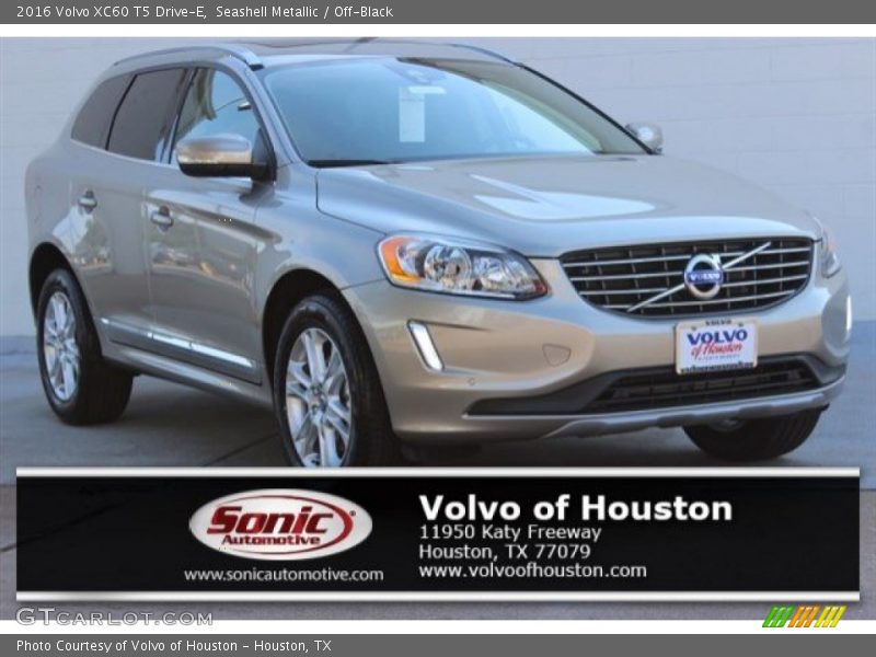 Seashell Metallic / Off-Black 2016 Volvo XC60 T5 Drive-E