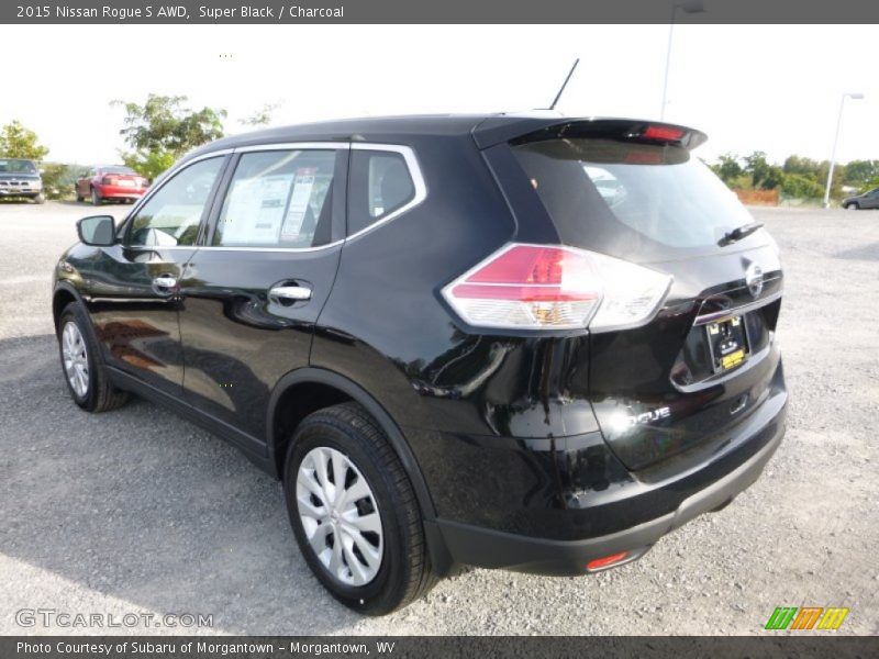Super Black / Charcoal 2015 Nissan Rogue S AWD