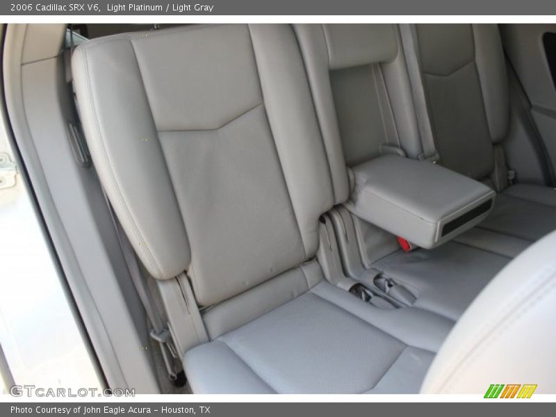 Light Platinum / Light Gray 2006 Cadillac SRX V6