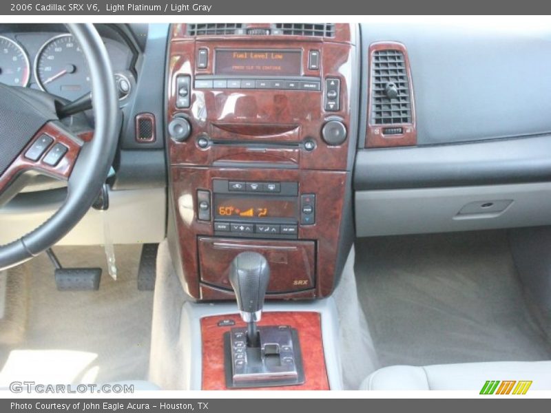 Light Platinum / Light Gray 2006 Cadillac SRX V6