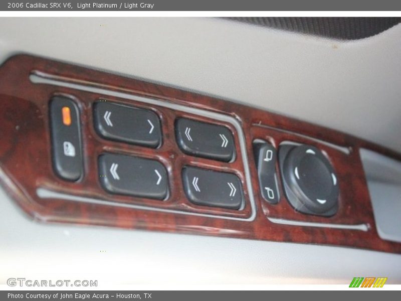 Light Platinum / Light Gray 2006 Cadillac SRX V6