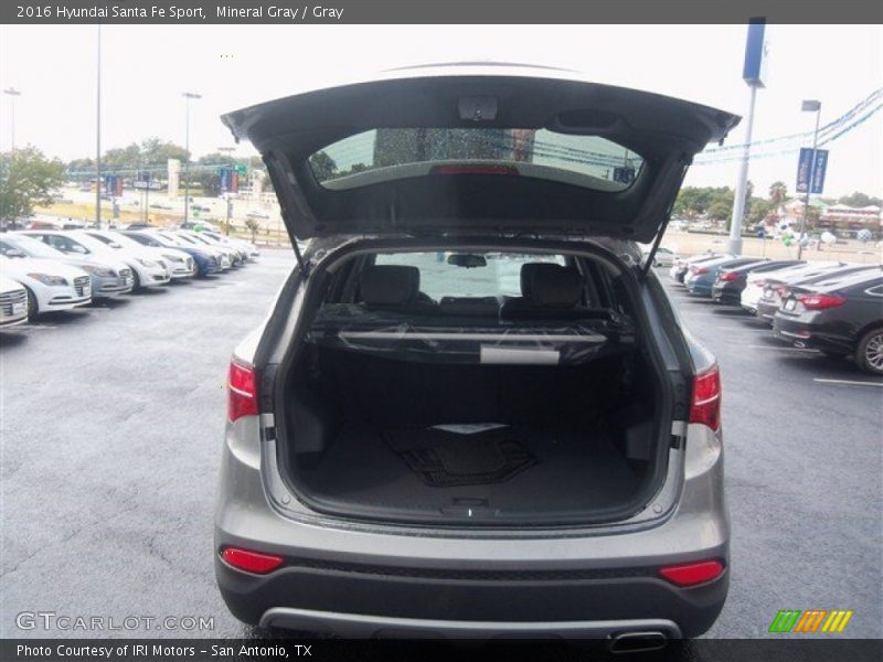 Mineral Gray / Gray 2016 Hyundai Santa Fe Sport