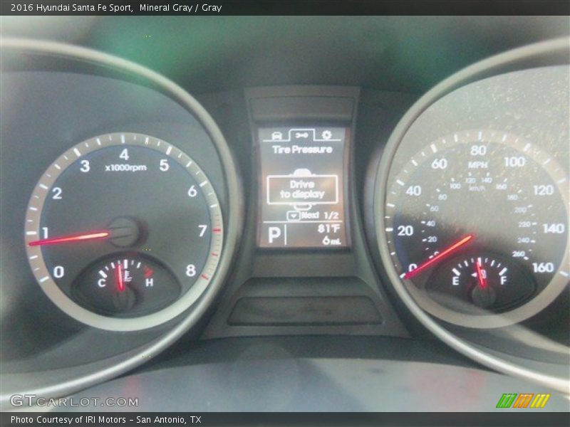 Mineral Gray / Gray 2016 Hyundai Santa Fe Sport