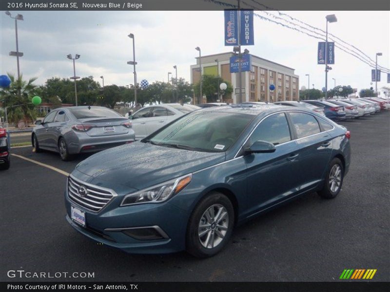 Nouveau Blue / Beige 2016 Hyundai Sonata SE