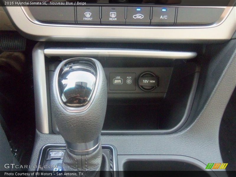 Nouveau Blue / Beige 2016 Hyundai Sonata SE