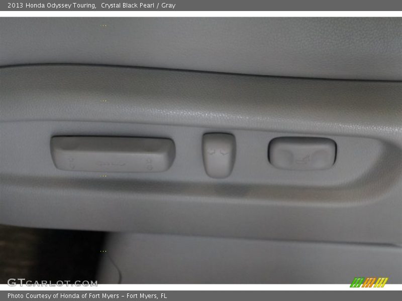 Crystal Black Pearl / Gray 2013 Honda Odyssey Touring