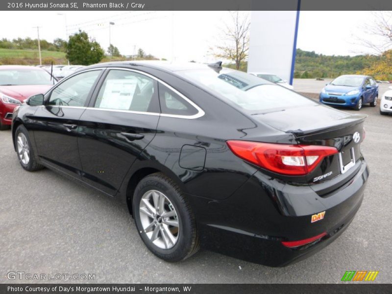 Phantom Black / Gray 2016 Hyundai Sonata SE