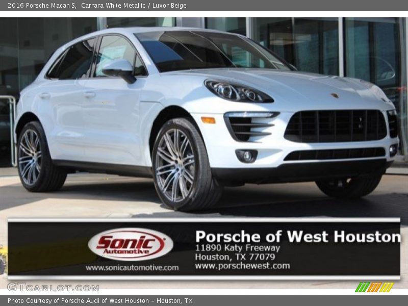 Carrara White Metallic / Luxor Beige 2016 Porsche Macan S