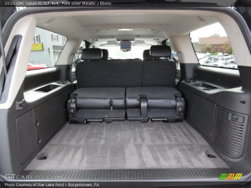 Pure Silver Metallic / Ebony 2010 GMC Yukon XL SLT 4x4