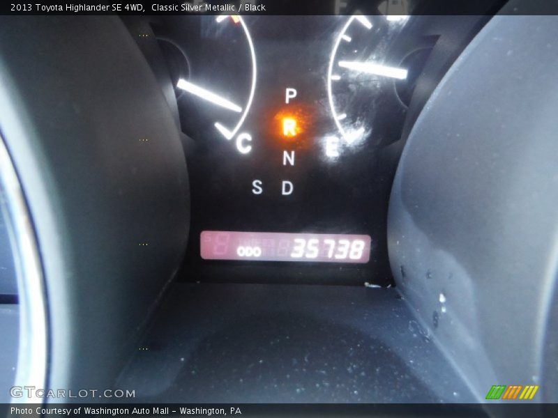 Classic Silver Metallic / Black 2013 Toyota Highlander SE 4WD