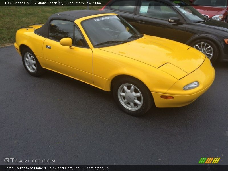 Sunburst Yellow / Black 1992 Mazda MX-5 Miata Roadster