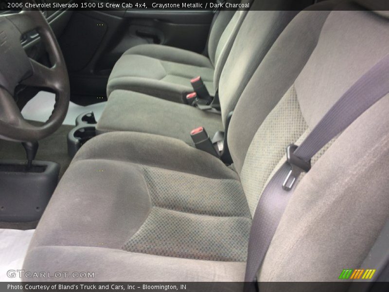 Graystone Metallic / Dark Charcoal 2006 Chevrolet Silverado 1500 LS Crew Cab 4x4