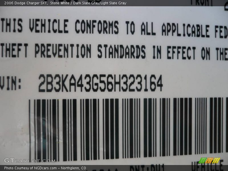 Stone White / Dark Slate Gray/Light Slate Gray 2006 Dodge Charger SXT