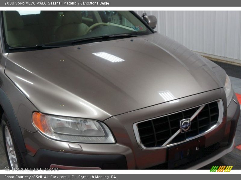 Seashell Metallic / Sandstone Beige 2008 Volvo XC70 AWD