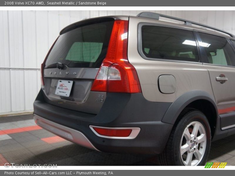 Seashell Metallic / Sandstone Beige 2008 Volvo XC70 AWD