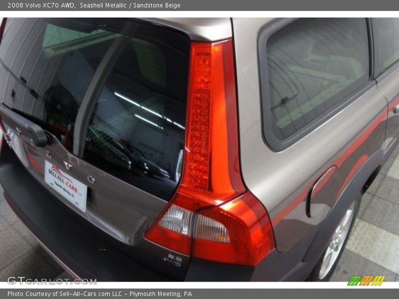 Seashell Metallic / Sandstone Beige 2008 Volvo XC70 AWD