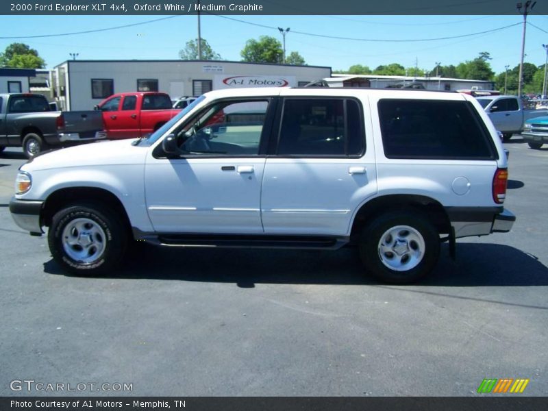 Oxford White / Medium Graphite 2000 Ford Explorer XLT 4x4