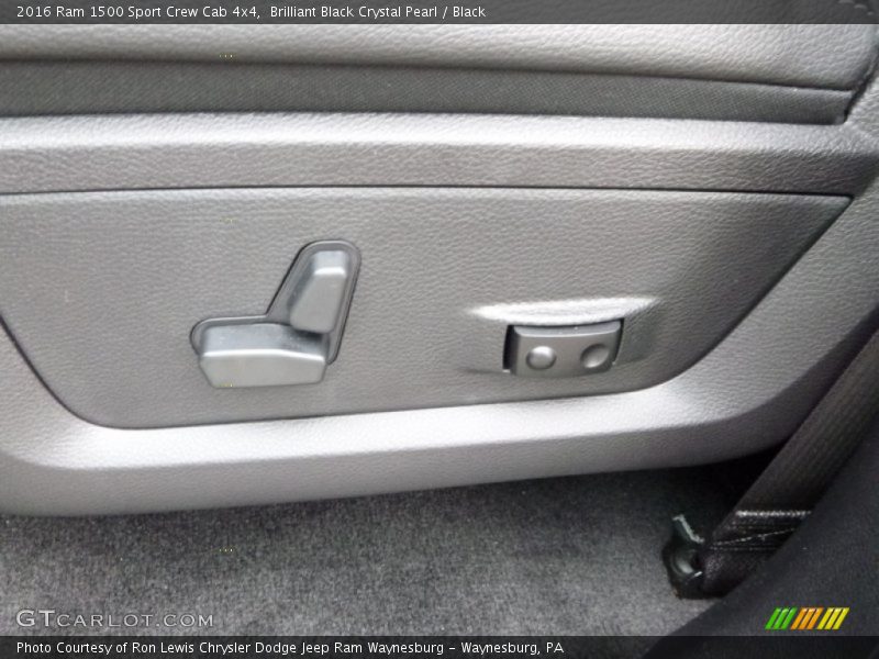 Brilliant Black Crystal Pearl / Black 2016 Ram 1500 Sport Crew Cab 4x4