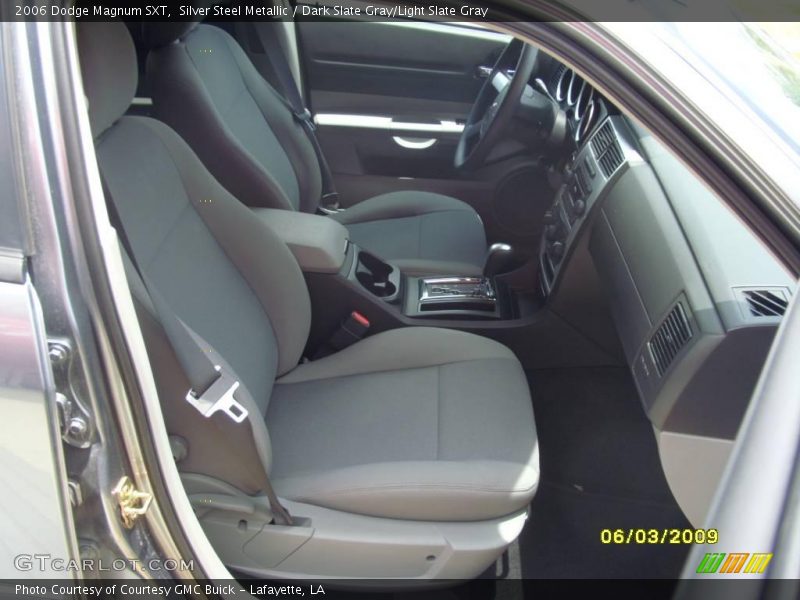 Silver Steel Metallic / Dark Slate Gray/Light Slate Gray 2006 Dodge Magnum SXT