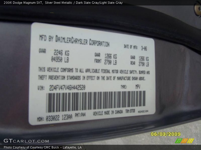Silver Steel Metallic / Dark Slate Gray/Light Slate Gray 2006 Dodge Magnum SXT