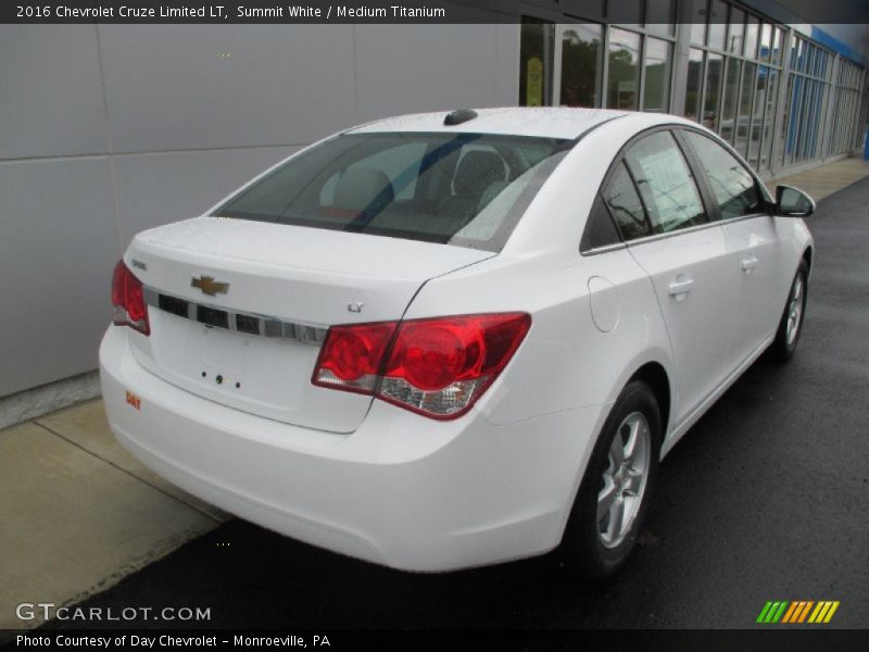 Summit White / Medium Titanium 2016 Chevrolet Cruze Limited LT