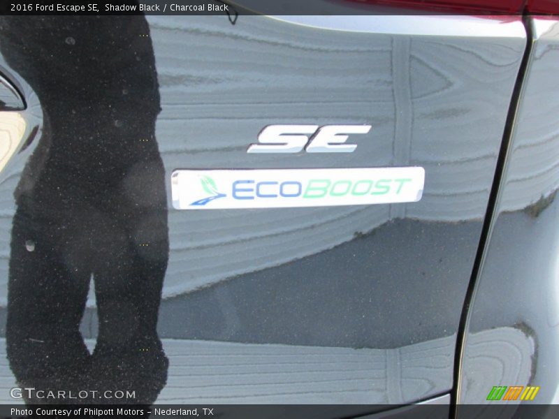 Shadow Black / Charcoal Black 2016 Ford Escape SE