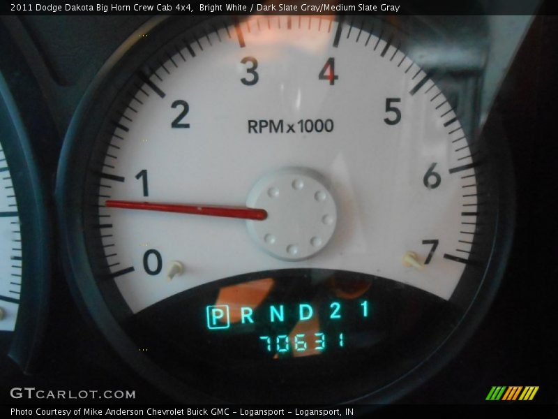 Bright White / Dark Slate Gray/Medium Slate Gray 2011 Dodge Dakota Big Horn Crew Cab 4x4