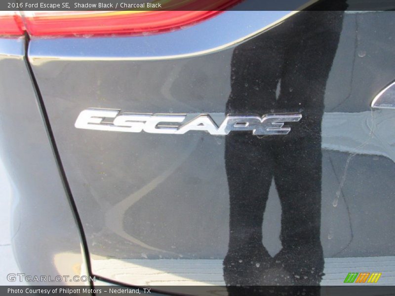 Shadow Black / Charcoal Black 2016 Ford Escape SE