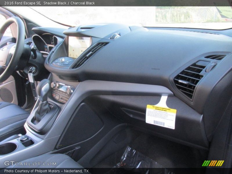 Shadow Black / Charcoal Black 2016 Ford Escape SE