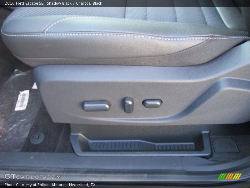 Shadow Black / Charcoal Black 2016 Ford Escape SE